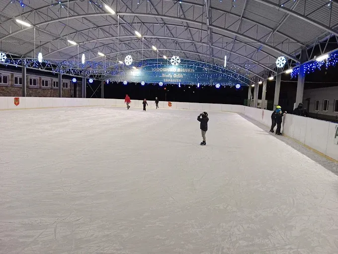 Lodowisko sztuczne Biały Orlik