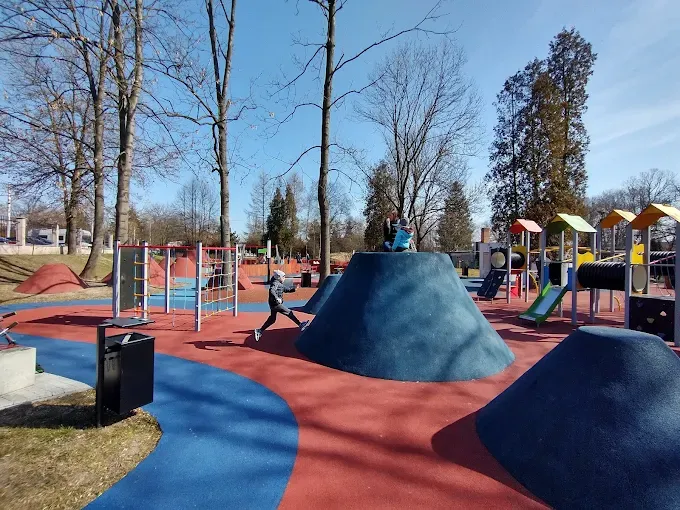 Kompleks placów zabaw