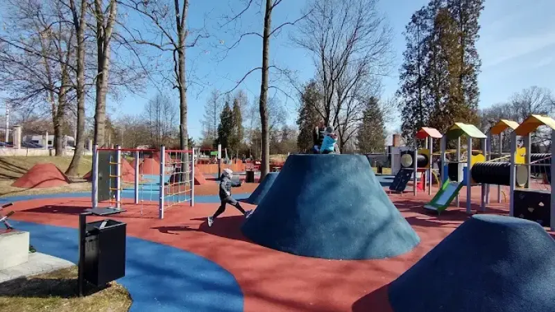 Kompleks placów zabaw