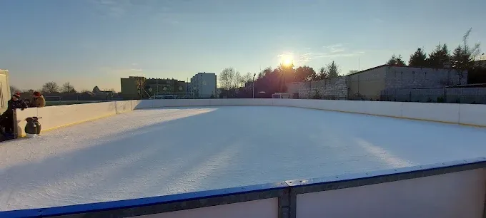Sezonowe lodowisko miejskie w Pułtusku
