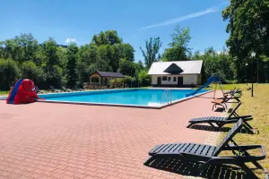 Basen Letni w Łąkcie Górnej