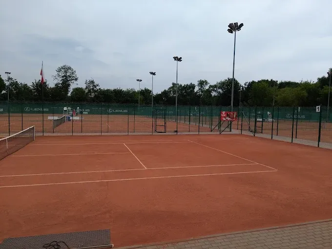 Korty Tenisowe - Radomskie Centrum Sportu