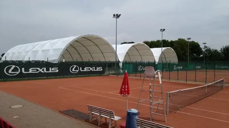 Korty Tenisowe - Radomskie Centrum Sportu