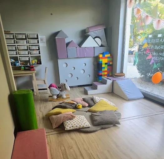 Frajda Cafe☕️🍰🛝