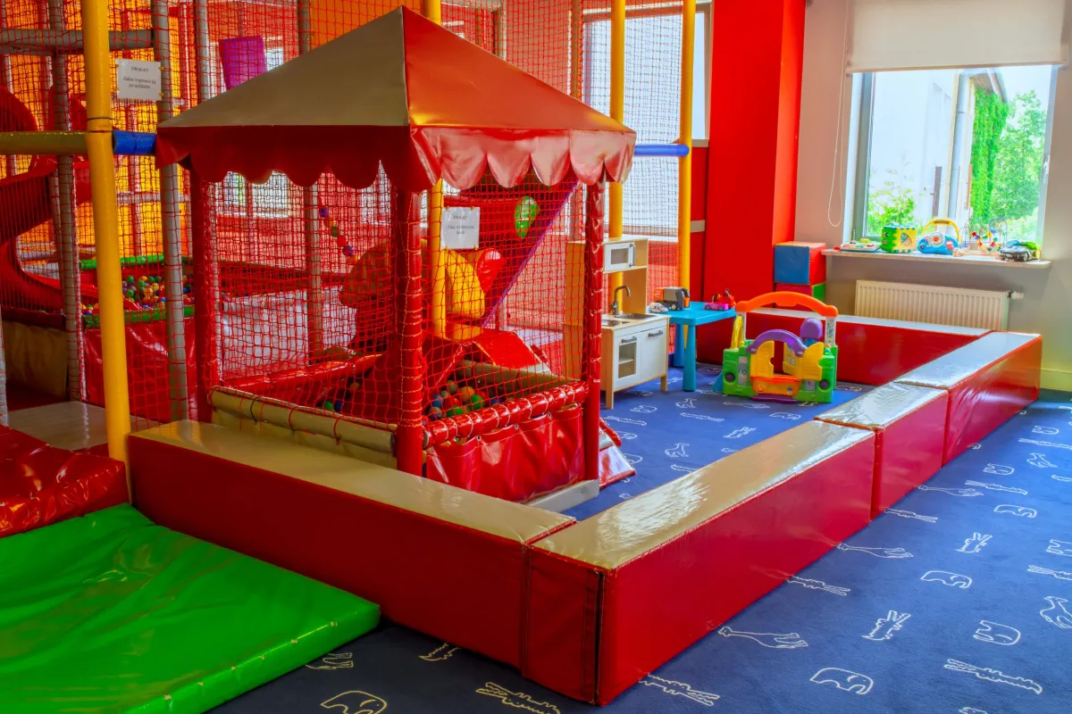 SPUKI Sala Zabaw i Kawiarnia.