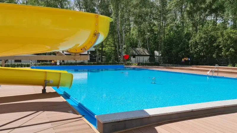 Pływalnia letnia - Park Kultury w Powsinie