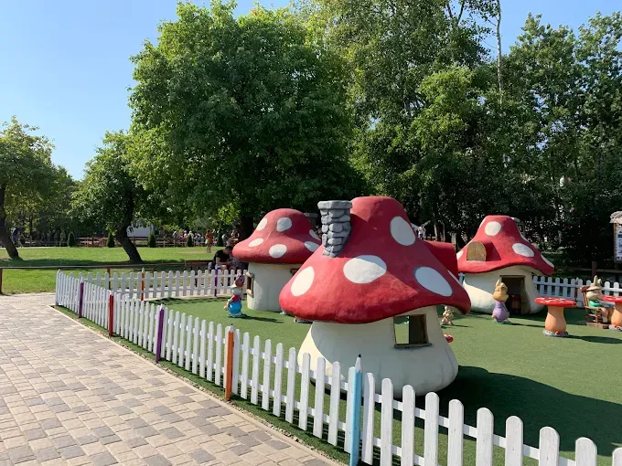Farma Iluzji - Edukacyjny Park Rozrywki