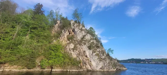 Żegluga i Turystyka - Rejsy statkami po jeziorze