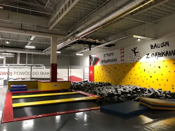 Park Rozrywki #KochamSkakac Trampoliny Warszawa