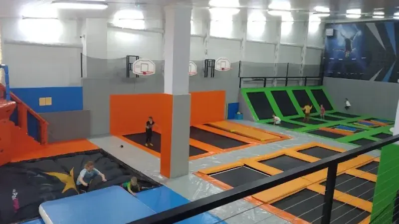 Park Trampolin Sky Jump
