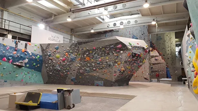 AVATAR Climbing Gym