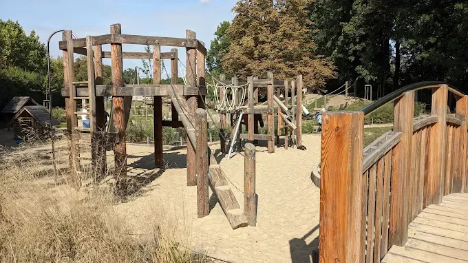 Nowy plac zabaw w Łazienkach Królewskich