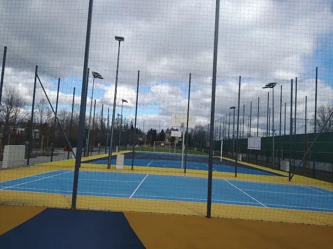 Hasanka - Plac Zabaw i Skatepark