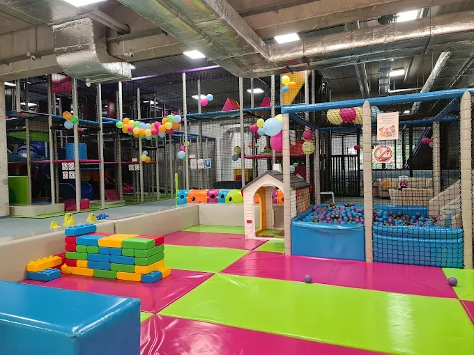 Sala Zabaw Piccolo Legionowo - imprezy urodzinowe, półkolonie, warsztaty dla dzieci