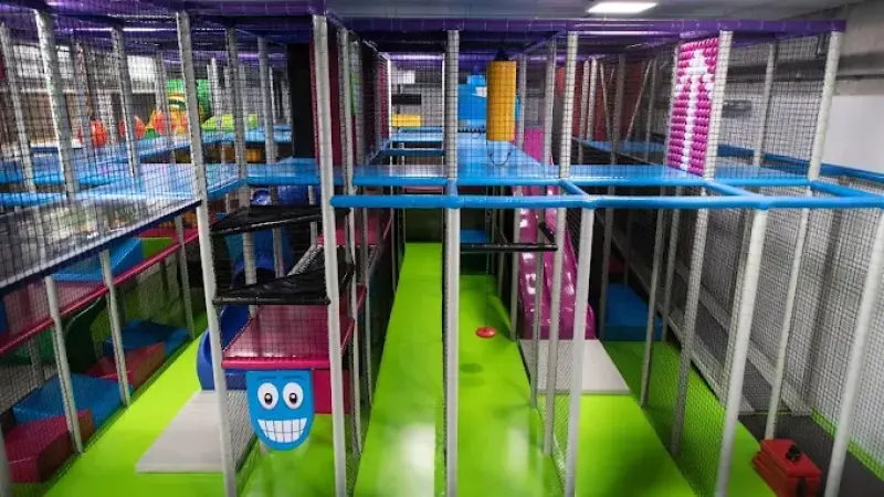 Sala Zabaw Piccolo Legionowo - imprezy urodzinowe, półkolonie, warsztaty dla dzieci