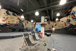 Slab Bouldering - ścianka wspinaczkowa w Krakowie