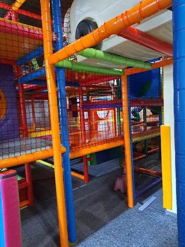 Dobra Strefa. Strefa Zabaw - Strefa Kawy - Strefa Przyjęć