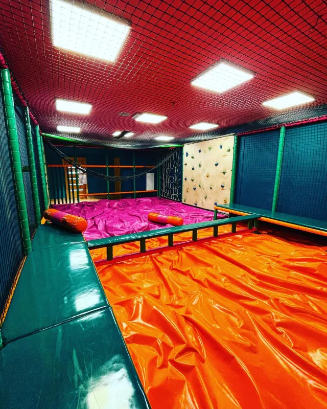 JUNGLE ACADEMY PRAGA