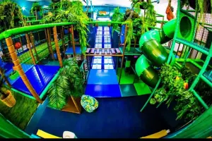 JUNGLE ACADEMY PRAGA