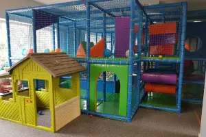 Abrakadabra sala zabaw dla dzieci i kawiarnia