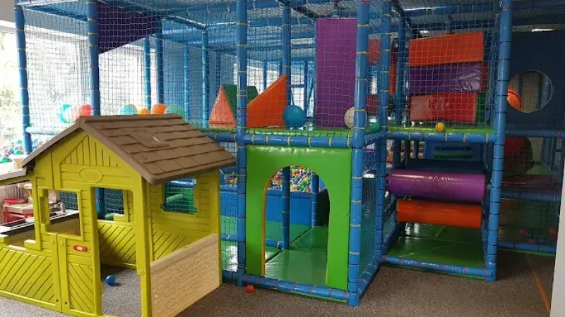 Abrakadabra sala zabaw dla dzieci i kawiarnia