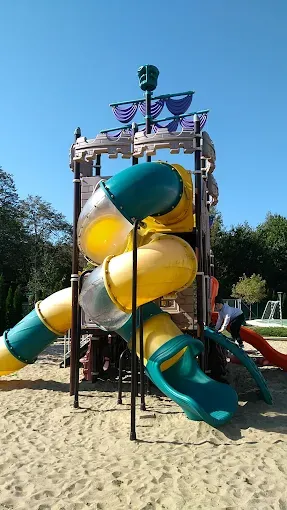 ALE BAJKA KRAINA DZIECIĘCEJ ZABAWY