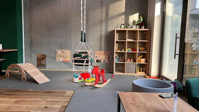 Lemurek - sala zabaw i kawiarnia