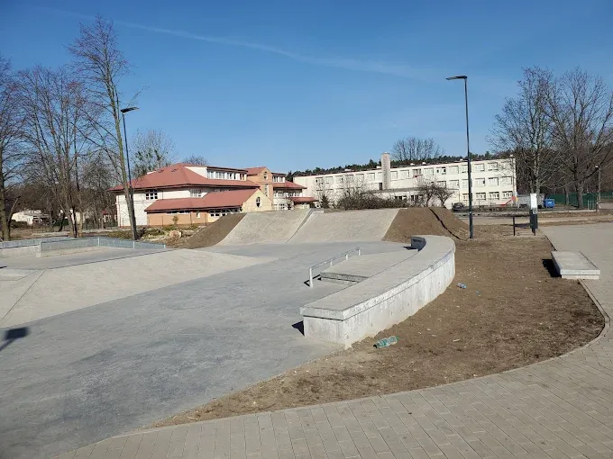 Skatepark w Lesznie