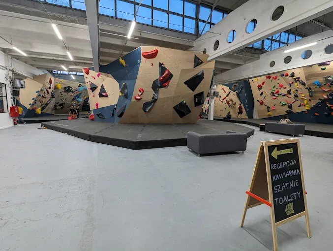 WEST Bouldering