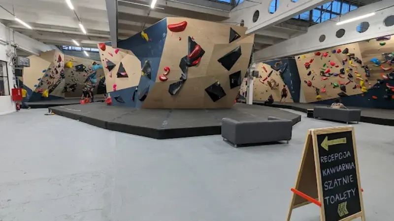WEST Bouldering