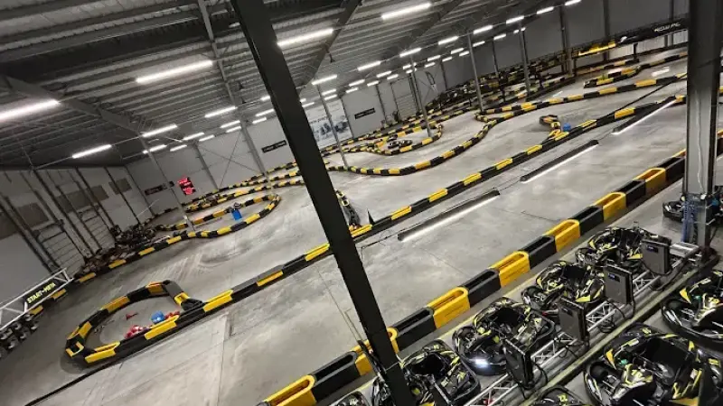 Tor Kartingowy Racing Center Warszawa