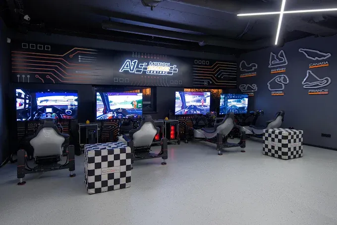 A1Karting - Największy tor kartingowy, Szkoła kartingowa, Symulatory, Miasteczko ruchu