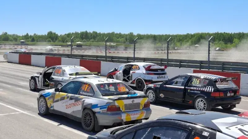 Tor wyścigowy "Autodrom Słomczyn"