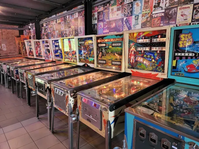 Interaktywne Muzeum Flipperów "Pinball Station"