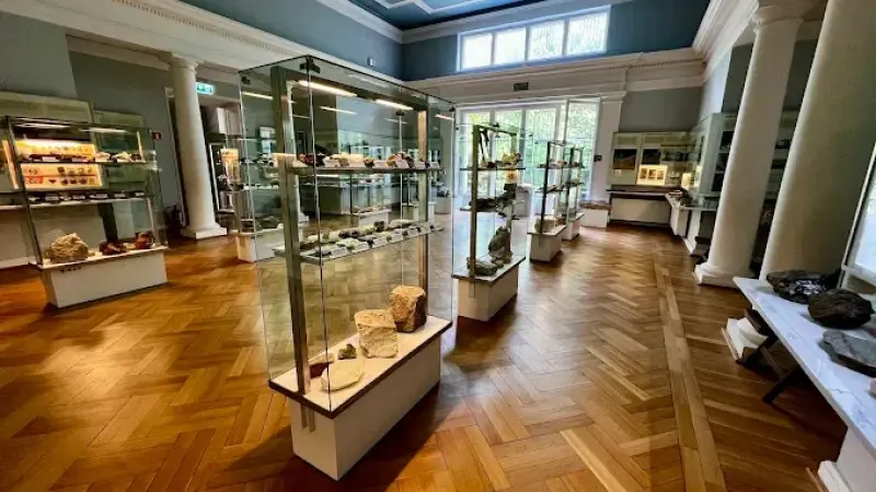Polska Akademia Nauk Muzeum Ziemi w Warszawie