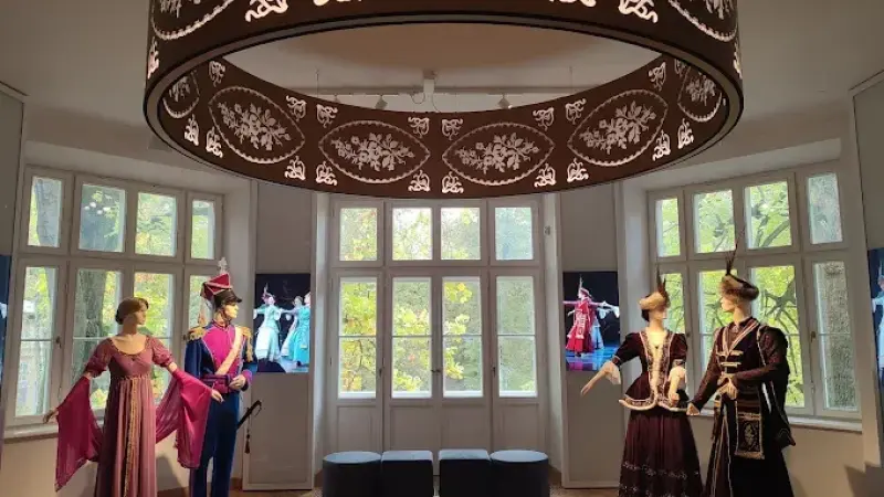 Centrum Folkloru Polskiego "Karolin"
