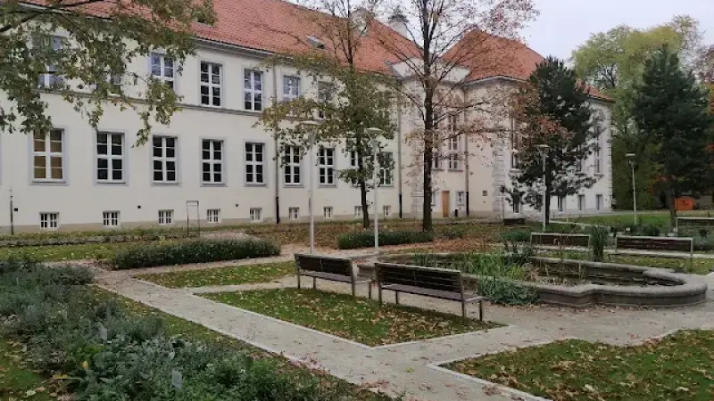 Ogród Botaniczny w Batorym