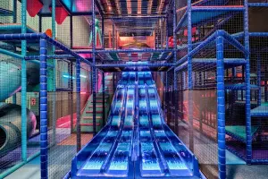 JUNGLE ACADEMY FORT WOLA