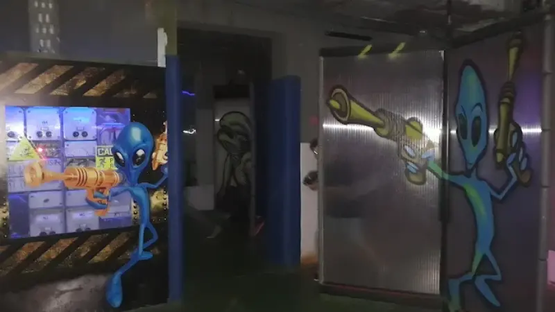 Blast Arena - Paintball Laserowy
