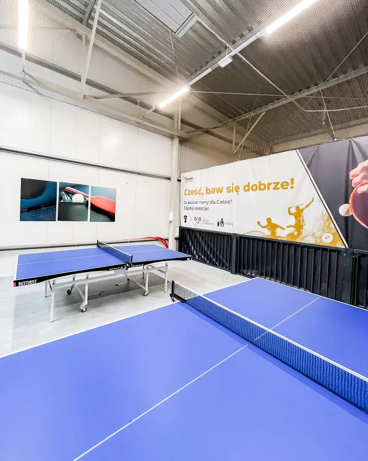 Odlewnicza 7 squash & tenis stołowy