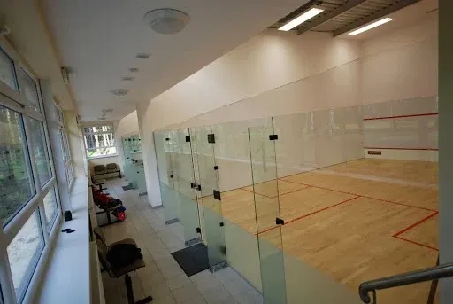 Wilga - Klub tenisowy, squash, fitness, grota solna