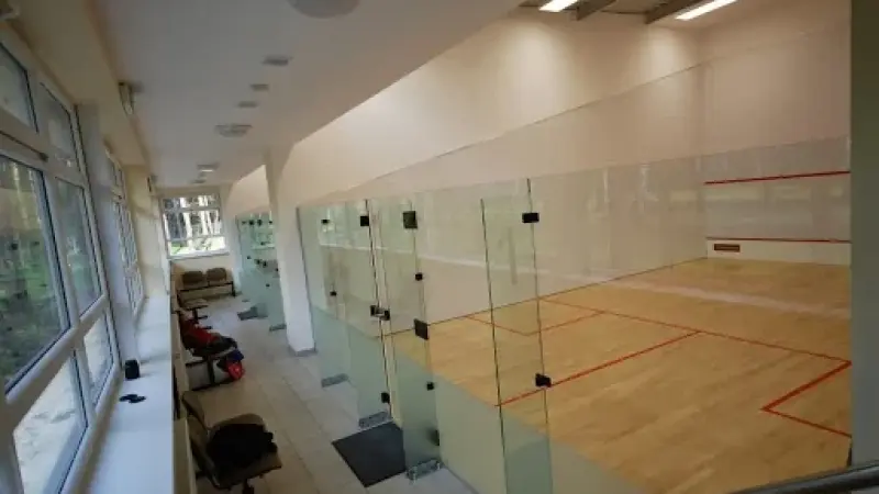 Wilga - Klub tenisowy, squash, fitness, grota solna