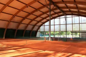 Klub Tenisowy SPORTEUM Warszawa l Tenis & Padel l Półkolonie l Narty l Obozy zimowe