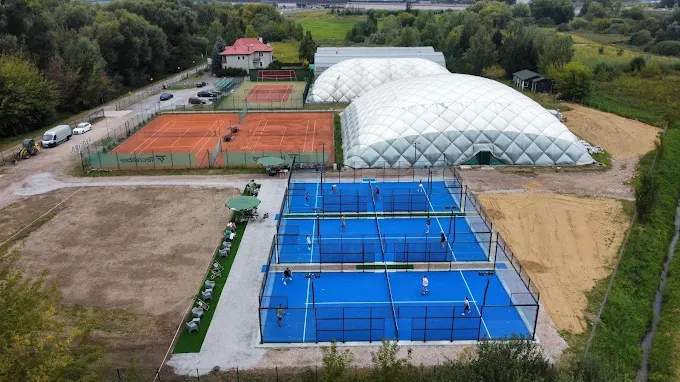 Klub Sportowy TenisWil Tenis & Padel Warszawa Wilanów