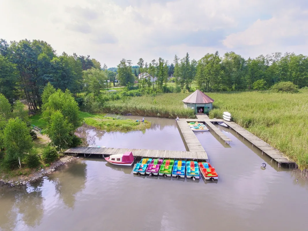 Wypożyczalnia sprzętu wodnego - rowerki wodne, kajaki, łódki
