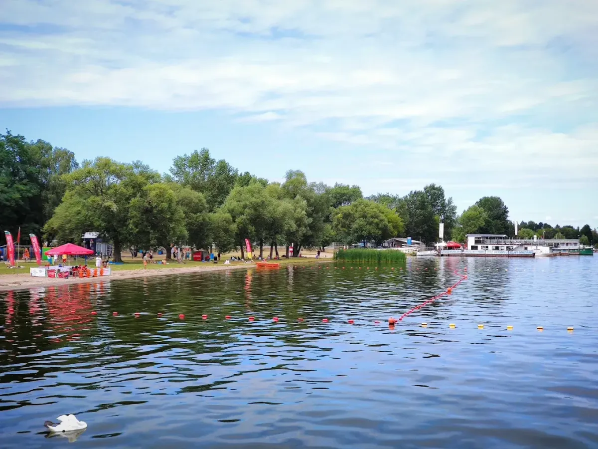Kąpielisko Dzika Plaża w Nieporęcie - zdjęcie główne