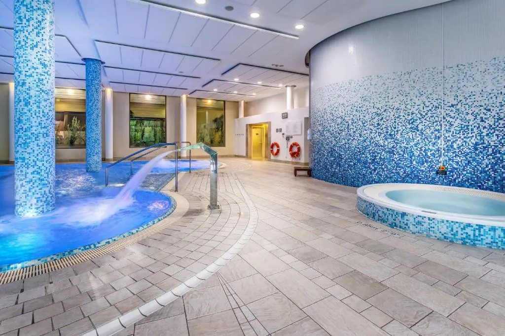 Holiday Inn Resort Warszawa Józefów