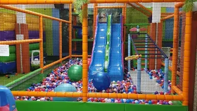 Miejska Dżungla Mazurskie Centrum Rozrywki