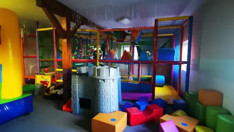 Stokropek. Sala zabaw Mrągowo
