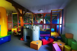 Stokropek. Sala zabaw Mrągowo